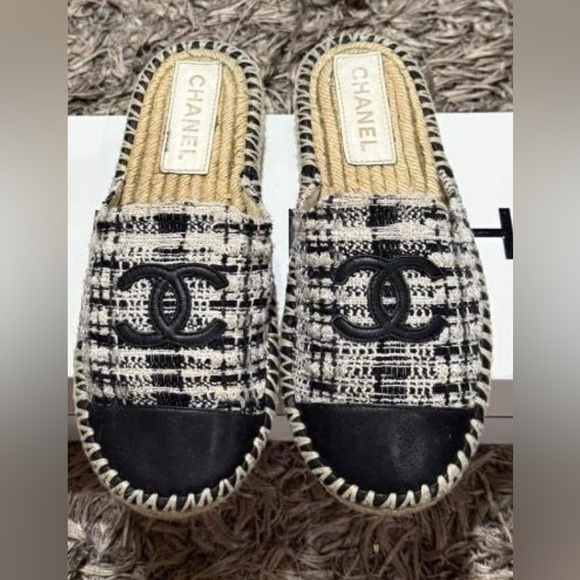 CHANEL Black and Cream Espadrilles - Picture 1 of 7